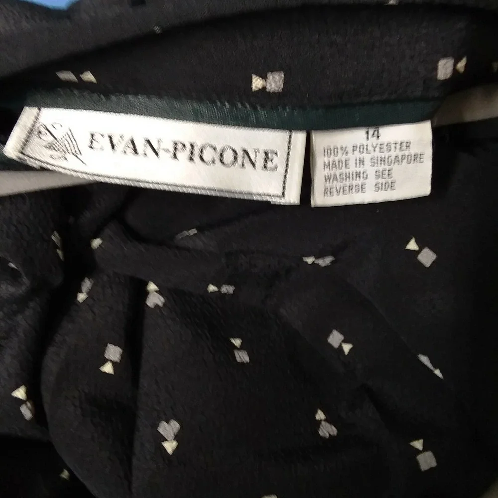 Evan Picone‎ Pleated Black Skirt Sz 14  Knee Length Y2K Preppy Old Money Twee